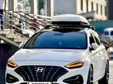 Белый Hyundai i30 2022 года, КПП Автомат, в Наманган за 18 800 y.e. id6431251, Фото №1