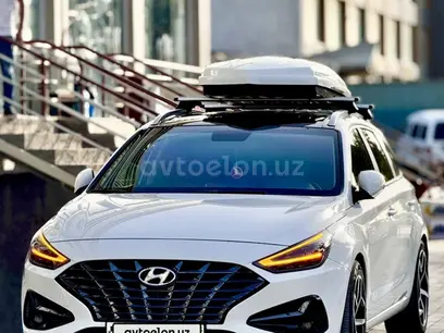 Белый Hyundai i30 2022 года, КПП Автомат, в Наманган за 18 800 y.e. id6431251