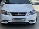 Белый Chevrolet Gentra, 1 позиция 2023 года, КПП Механика, в Самарканд за 12 000 y.e. id6370748, Фото №1