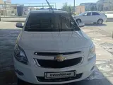 Белый Chevrolet Cobalt, 4 позиция 2020 года, КПП Автомат, в Бухара за 10 300 y.e. id5233650, Фото №1