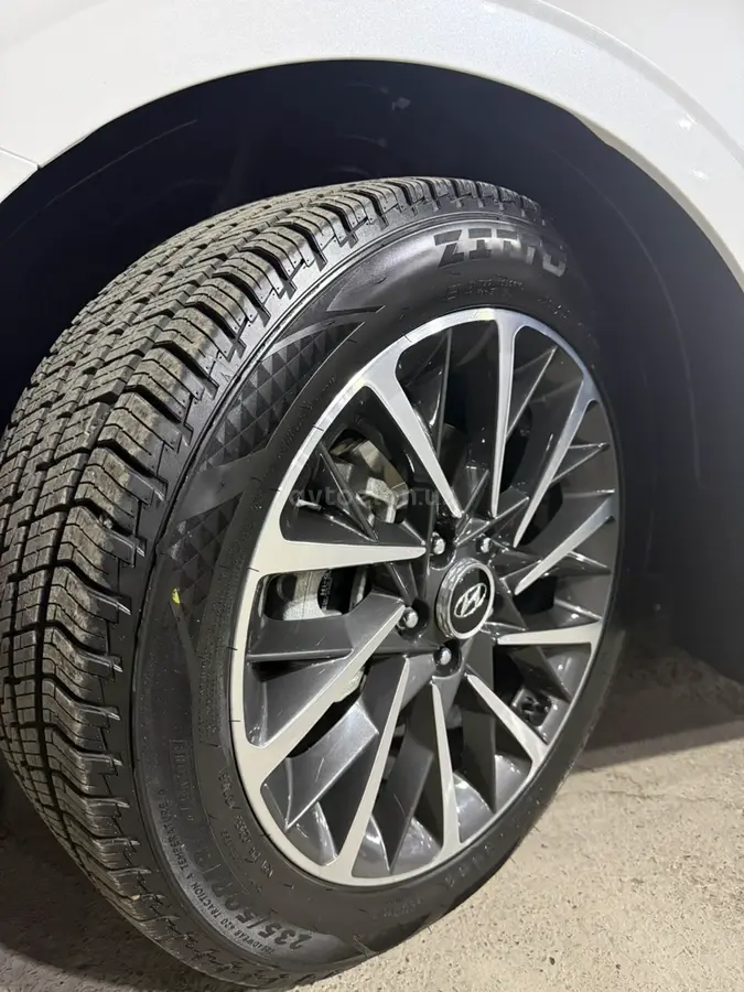 Hyundai Sonata — 7