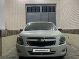 Белый Chevrolet Cobalt, 2 позиция 2015 года, КПП Механика, в Андижан за 8 500 y.e. id5206008, Фото №1