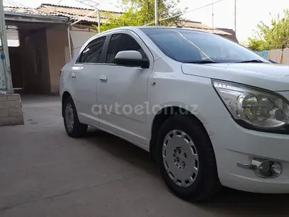 Oq Chevrolet Cobalt, 3 pozitsiya 2014 yil, КПП Mexanika, shahar Chinoz uchun 8 700 у.е. id4991864
