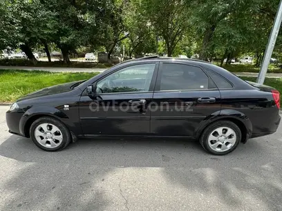 Тё̀мно-си́ний Chevrolet Gentra, 3 позиция 2023 года, КПП Автомат, в Ташкент за 14 500 y.e. id5211141