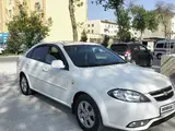 Белый Chevrolet Gentra, 3 позиция 2020 года, КПП Автомат, в Фергана за 12 700 y.e. id4038109, Фото №1