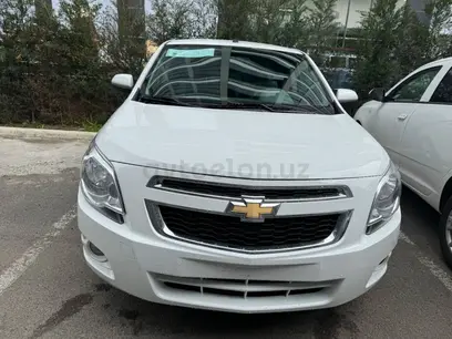 Белый Chevrolet Cobalt, 4 евро позиция 2024 года, КПП Автомат, в Бухара за ~11 661 y.e. id5220776