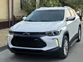 Белый Chevrolet Tracker, 2 позиция 2023 года, КПП Автомат, в Самарканд за 15 500 y.e. id6612460