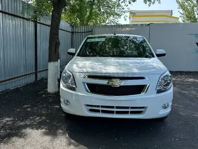 Белый Chevrolet Cobalt, 4 позиция 2024 года, КПП Автомат, в Ташкент за 13 400 y.e. id4978457