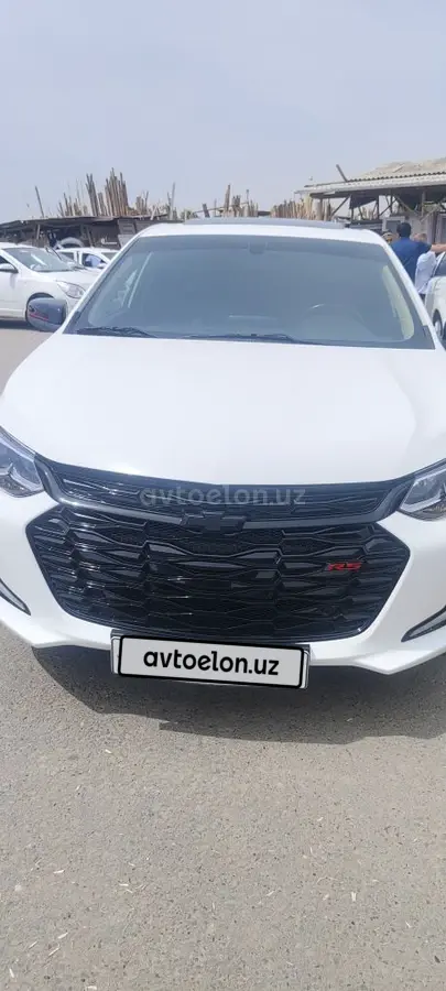 Chevrolet Onix 2024