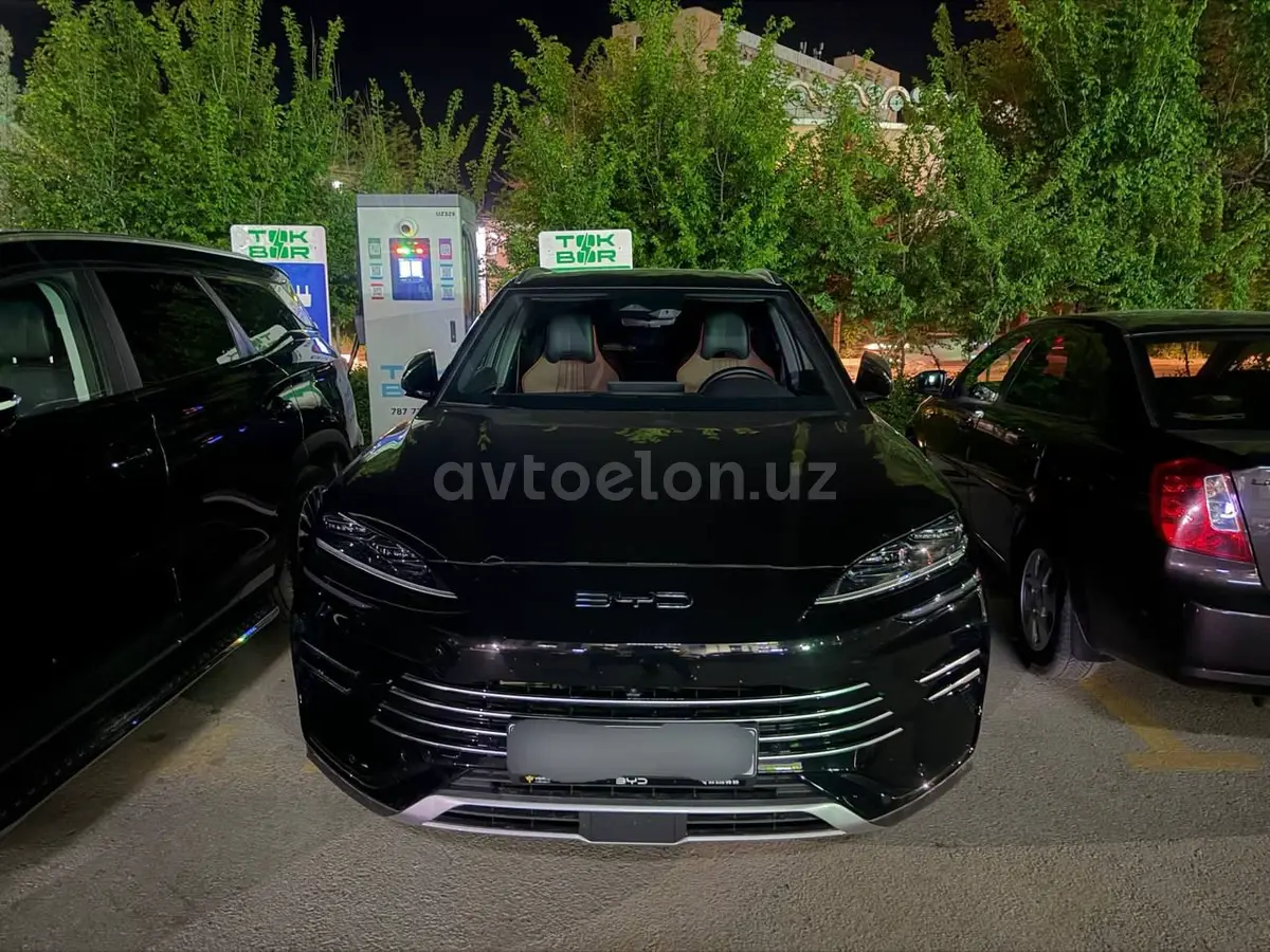 BYD Song Plus DM-i Champion — 2