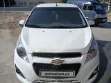 Белый Chevrolet Spark, 2 позиция 2021 года, КПП Механика, в Чиназ за 7 700 y.e. id5217502, Фото №1