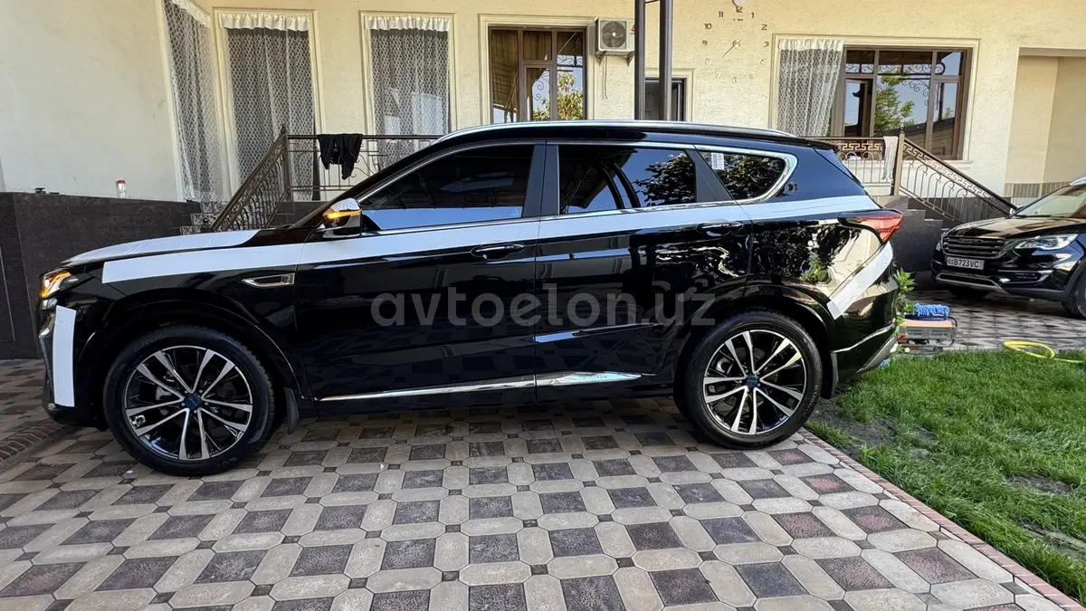 Jetour X70 Plus — 3