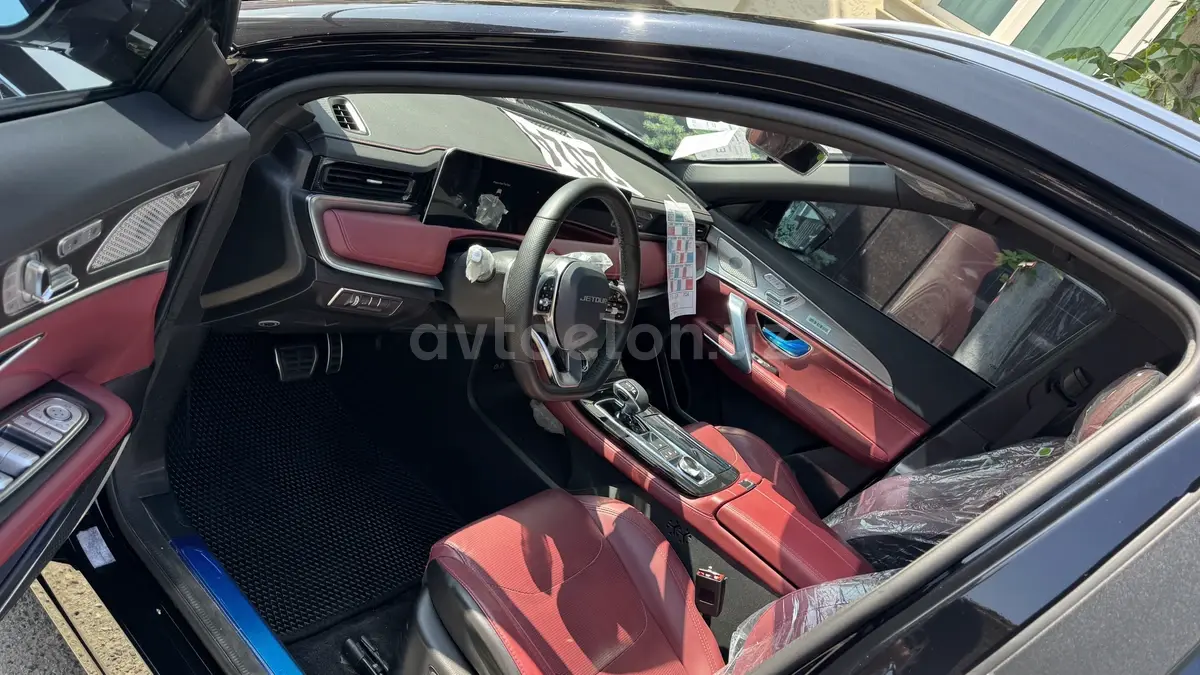 Jetour X70 Plus — 5