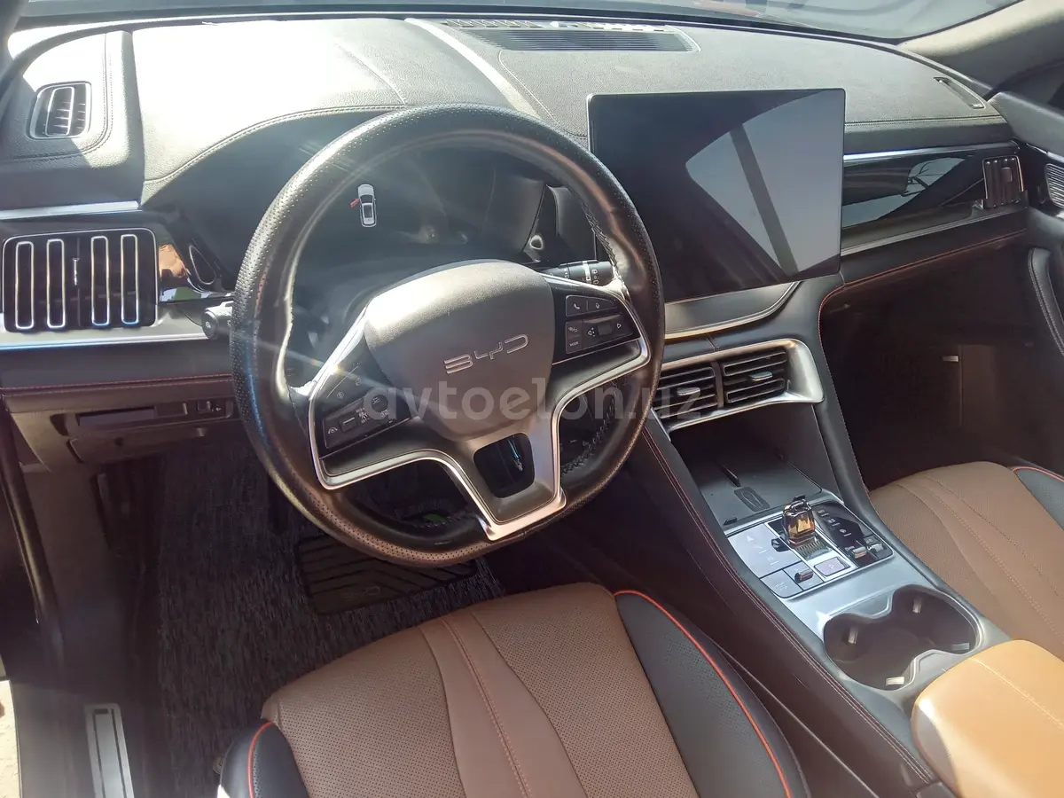 BYD Song Plus EV — 4