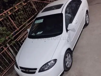 Белый Chevrolet Gentra, 3 позиция 2024 года, КПП Автомат, в Китабский район за ~13 470 y.e. id4833294