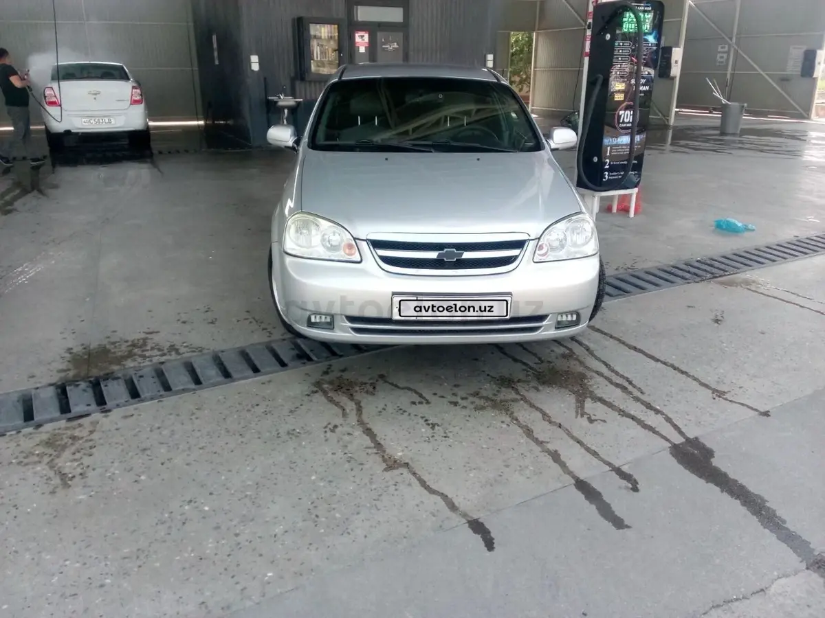 Daewoo Lacetti — 3
