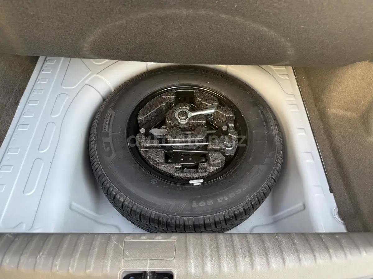 Chevrolet Cobalt 2024 — 6