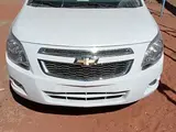 Белый Chevrolet Cobalt, 4 позиция 2023 года, КПП Автомат, в Бухара за 13 300 y.e. id5040004, Фото №1