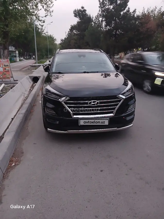 Hyundai Tucson — 2