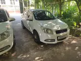 Белый Chevrolet Nexia 3, 4 позиция 2018 года, КПП Автомат, в Карши за ~9 127 y.e. id5236771, Фото №1