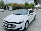 Белый Chevrolet Malibu 2 2020 года, в Бухара за 21 000 y.e. id6737085, Фото №1