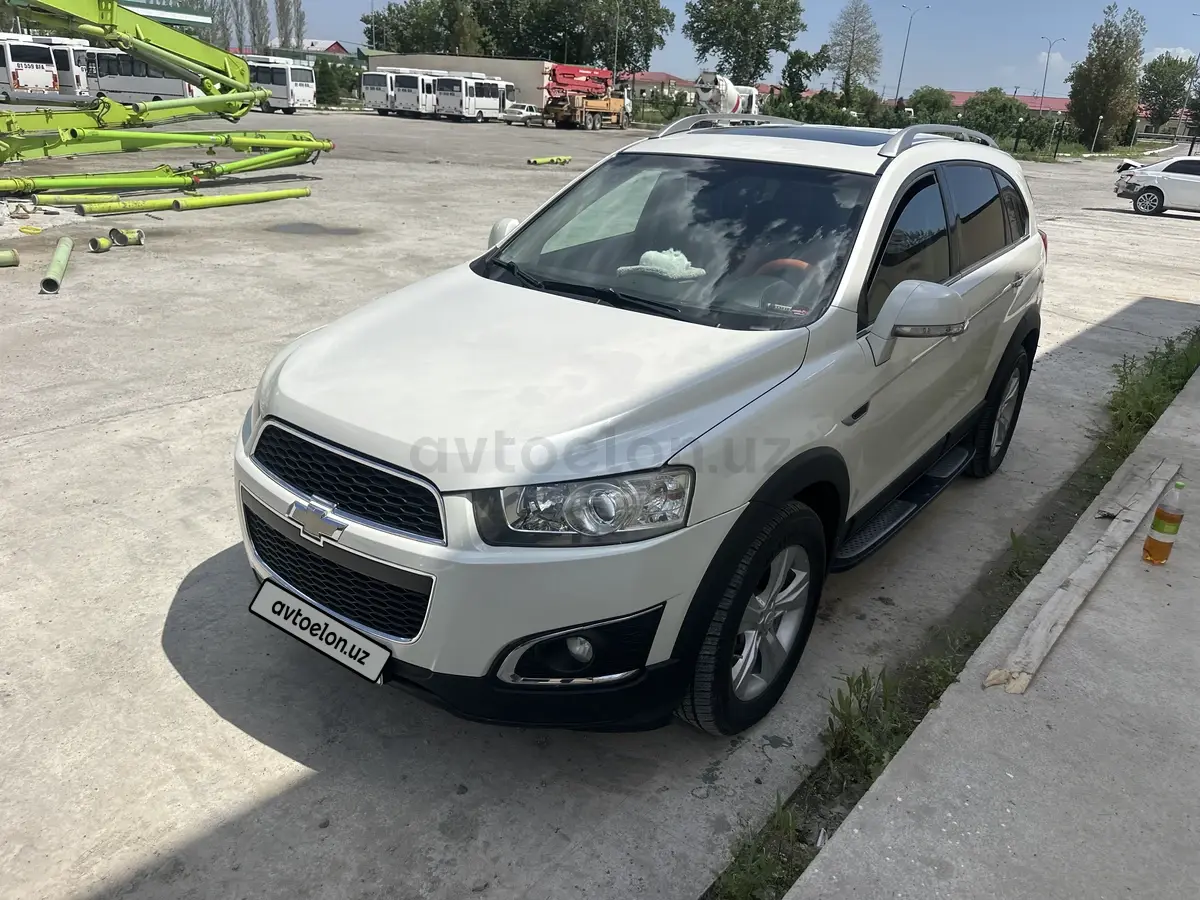 Chevrolet Captiva 2011 — 2