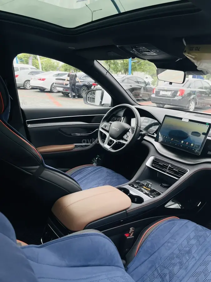 BYD Song Plus DM-i Champion — 6