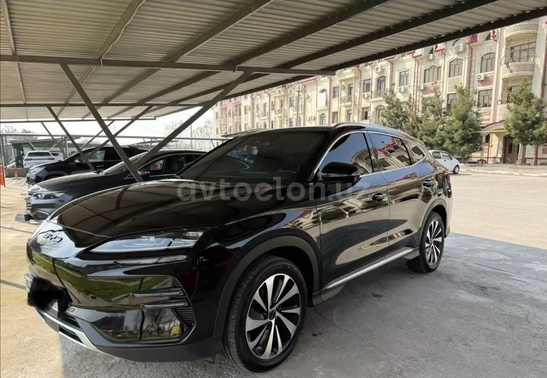 BYD Song Plus EV Champion