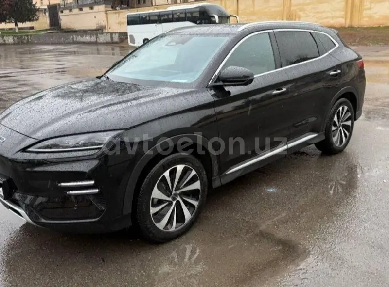 BYD Song Plus EV Champion — 2