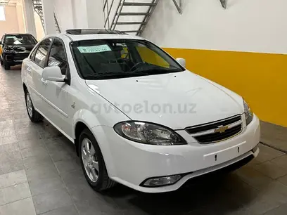 Белый Chevrolet Gentra, 3 позиция 2024 года, КПП Автомат, в Андижан за ~13 381 y.e. id4081877