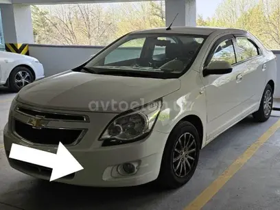Белый Chevrolet Cobalt, 4 позиция 2019 года, КПП Автомат, в Ташкент за 11 200 y.e. id4936051