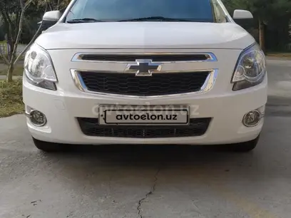 Белый Chevrolet Cobalt, 4 позиция 2025 года, КПП Автомат, в Самарканд за 13 150 y.e. id6690220
