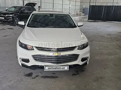 Oq Chevrolet Malibu 2 2018 yil, КПП Avtomat, shahar Samarqand uchun 20 000 у.е. id5179245