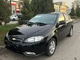 Черный Chevrolet Gentra, 3 позиция 2024 года, КПП Автомат, в Тахтакупырский район за ~13 438 y.e. id5192183, Фото №1