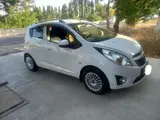 Белый Chevrolet Spark, 2 позиция 2012 года, КПП Механика, в Чирчик за 4 700 y.e. id6453871, Фото №1