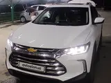 Белый Chevrolet Tracker, 3 позиция 2021 года, КПП Автомат, в Ташкент за 17 000 y.e. id5202233, Фото №1