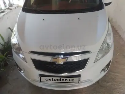 Белый Chevrolet Spark, 2 позиция 2012 года, КПП Механика, в Самарканд за 5 800 y.e. id5139676