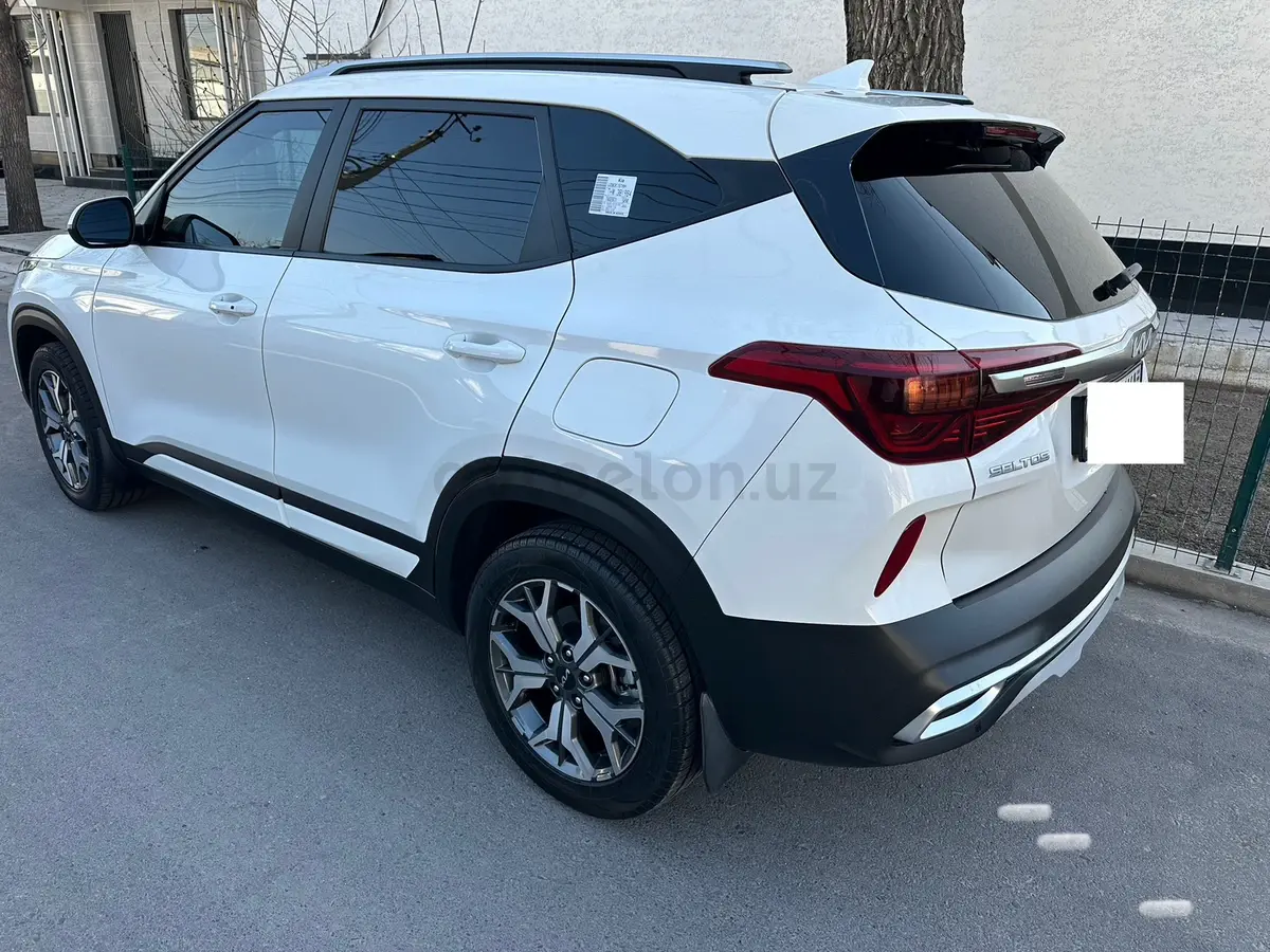 Kia Seltos — 4