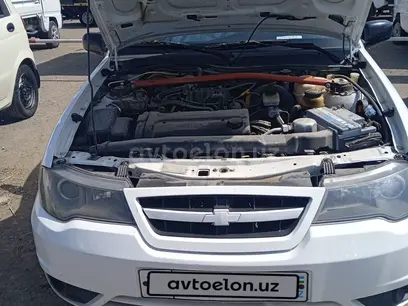 Белый Chevrolet Nexia 2, 2 позиция SOHC 2010 года, КПП Механика, в Ташкент за 4 500 y.e. id4980703