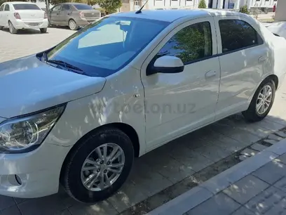 Белый Chevrolet Cobalt, 4 евро позиция 2024 года, КПП Автомат, в Турткульский район за 12 600 y.e. id5198033