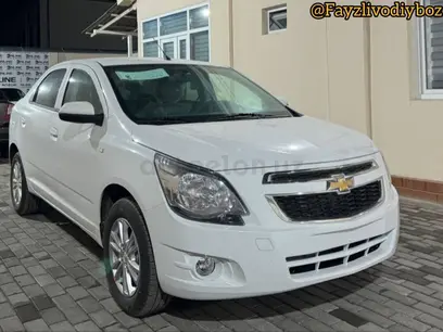Белый Chevrolet Cobalt, 4 позиция 2024 года, КПП Автомат, в Андижан за 13 400 y.e. id4969265