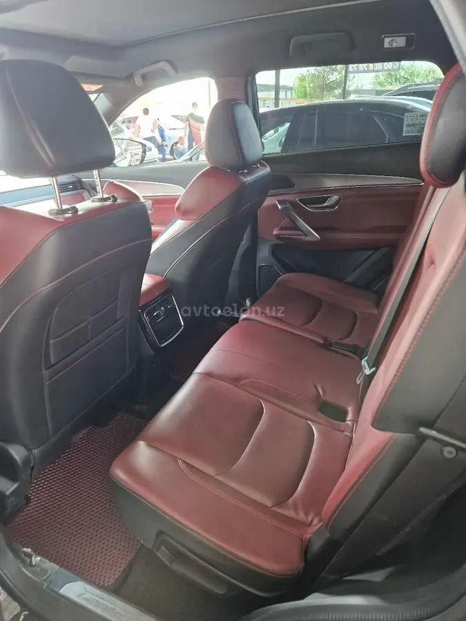 Jetour X70 Plus — 5