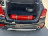 Черный Chevrolet Tracker, 3 позиция 2019 года, КПП Автомат, в Андижан за 13 000 y.e. id5024576, Фото №1