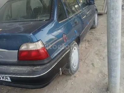 Daewoo Nexia 1999 года, в Кумкурганский район за 3 400 y.e. id6659340