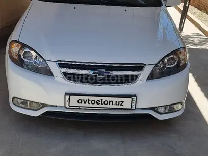 Белый Chevrolet Gentra, 3 позиция 2019 года, КПП Автомат, в Шерабадский район за ~12 655 y.e. id5134621
