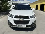 Белый Chevrolet Captiva, 3 позиция 2015 года, КПП Автомат, в Ташкент за 14 700 y.e. id5216020, Фото №1