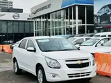 Белый Chevrolet Cobalt, 4 евро позиция 2024 года, КПП Автомат, в Ташкент за ~11 597 y.e. id5226250, Фото №1