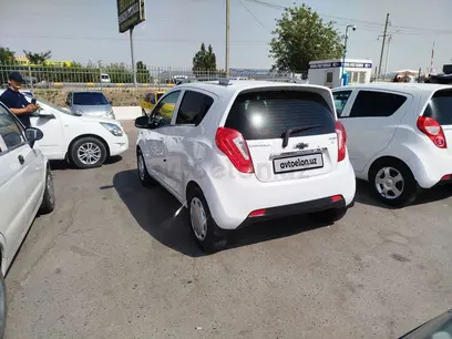 Белый Chevrolet Spark, 1 позиция 2014 года, КПП Механика, в Дехканабадский район за 5 100 y.e. id6404875