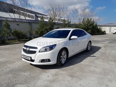 Белый Chevrolet Malibu, 3 позиция 2014 года, КПП Автомат, в Ташкент за 14 500 y.e. id4990722