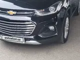 Черный Chevrolet Tracker, 3 позиция 2019 года, КПП Автомат, в Андижан за 13 500 y.e. id5027272, Фото №1